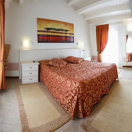 Bed & Breakfast Sweet 4*