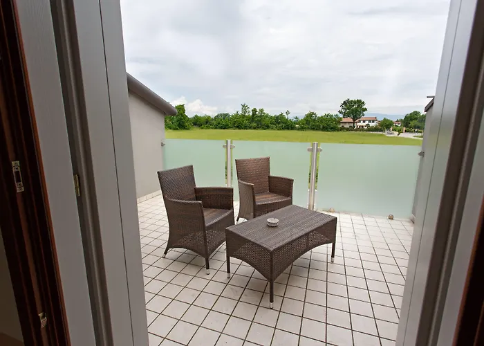 Sweet Nocleg ze śniadaniem 4*