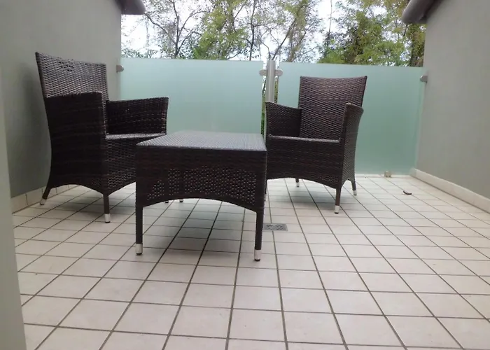 לינה וארוחת בוקר Sweet 4*