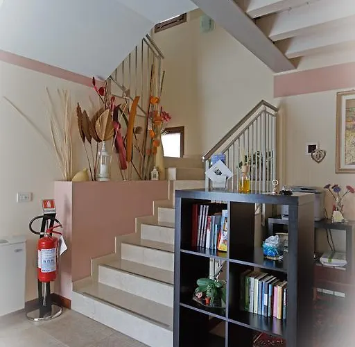 לינה וארוחת בוקר Sweet