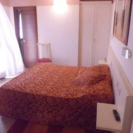 Sweet Bed & Breakfast 2*