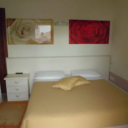 Oda ve Kahvaltı Sweet 4*